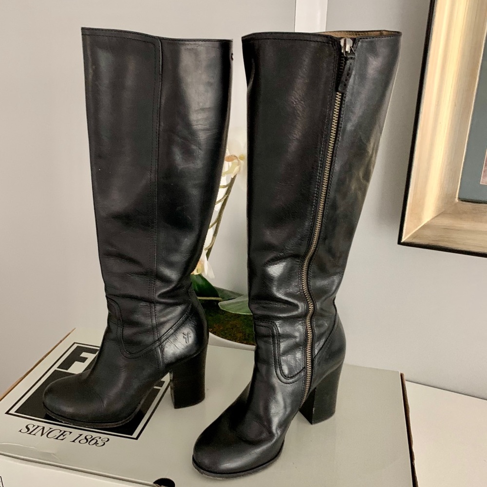 Frye tall Parker black leather boots